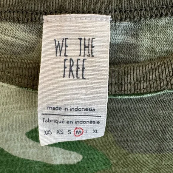 Free People We the Free Camo Clare Super Soft Tee Women's Size Medium - Picture 3 of 8